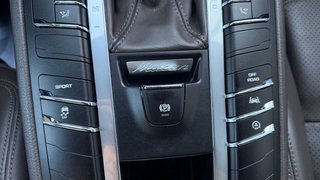 Porsche Macan 252CV