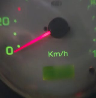 Nissan Atleon 2003