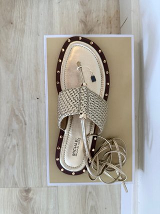 Sandalias Michael Kors Doradas