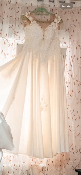 Vestido de Novia Blanco con Encaje