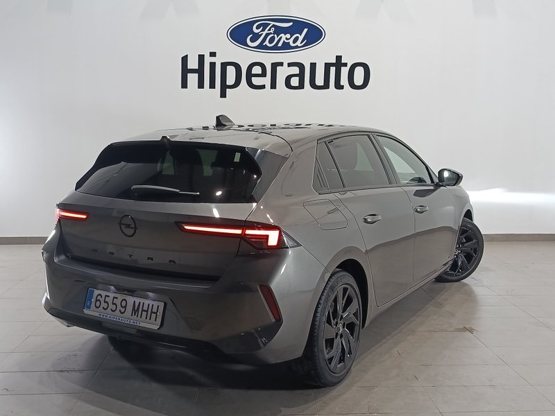 Opel Astra 2023, foto 4