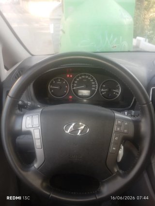 Hyundai H-1 2019