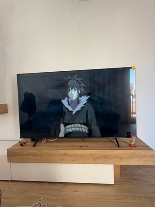 Hisense 65 UHD 4K TV Como nuevo en su caja origina