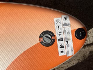 Tabla Padel Surf Crivit Naranja. Usada dos días.