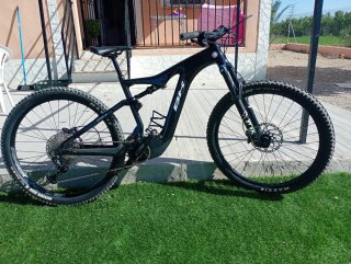 Bicicleta Eléctrica BH ATOM LINX 8.4