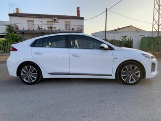 HYUNDAI IONIQ 1.6 GDI HEV Tecno DCT