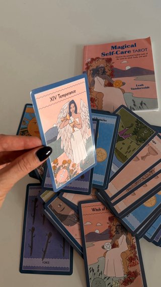 Tarot Magical Self-Care Tarot - Leah Vanderveldt