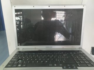 Notebook Samsung R730 Marrone/Rosso