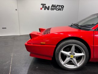 Ferrari Mondial T 300cv