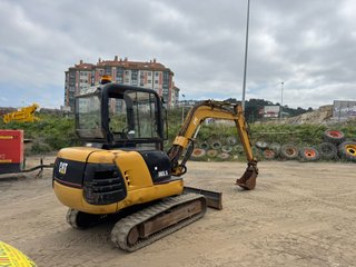 Mini excavadora CAT 303.5