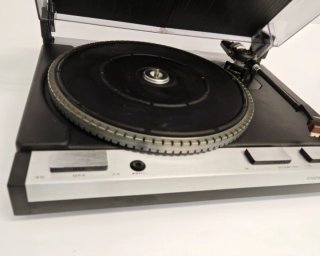 Tocadiscos Thorens TD 115