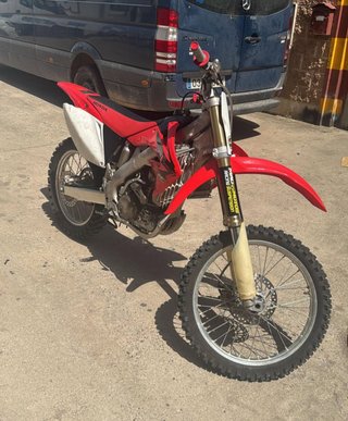 HONDA CRF 250 2006 .