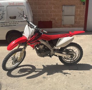HONDA CRF 250 2006 .