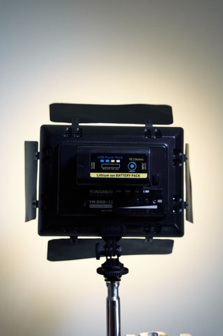 Foco LED Yongnuo YN300-II