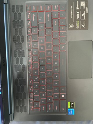 MSI Stealth 15M A11UEKV Portátil