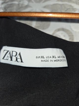 Blusa Zara Asimétrica Capa talla XL