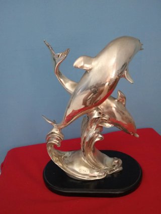 Grande scultura delfini placcato argento