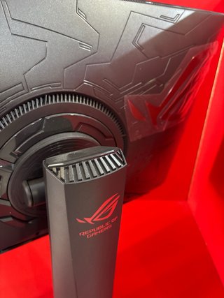 Monitor Asus ROG Strix XG27UQR 4K 144Hz