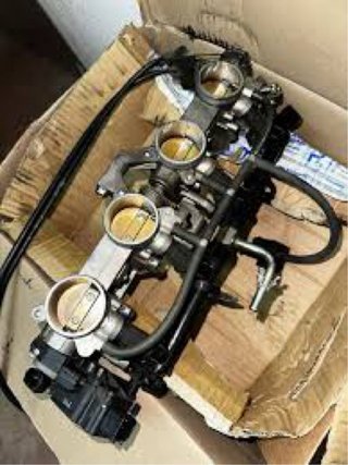 Cuerpo Inyección Suzuki GSR 600 Con sensores