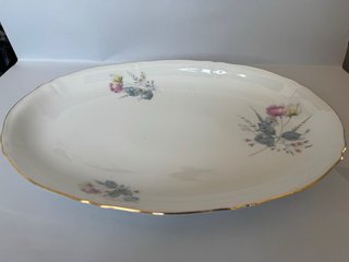 Piatto Richard Ginori ovale oro e fiori