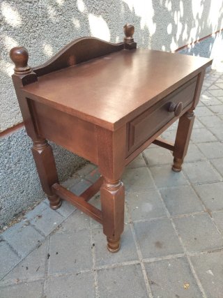 Mesita cómoda madera maciza vintage rústica