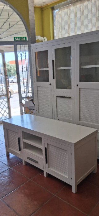 Armario vitrina madera y cristal