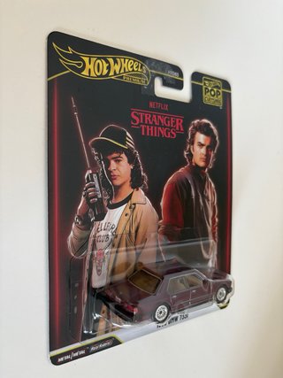Hot Wheels Stranger Things BMW 733i 1983 sealed