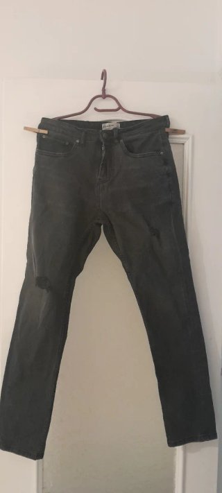 Pantalón vaquero Pull&Bear Talla 42 Negro