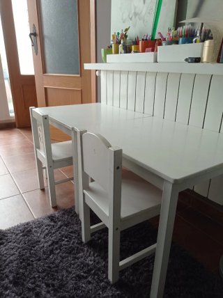 Mesa y silla Ikea Niños