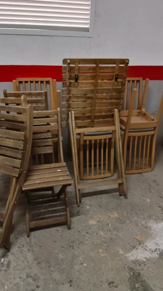 Sillas de madera plegables