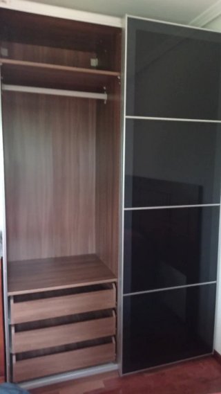 Armario 2 puertas cristal y metal