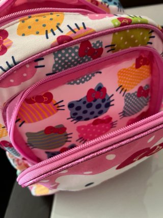 Mochila Hello Kitty marca Perona.