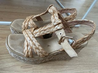 Sandalias Alma en Pena T.39 Beige/Marrón