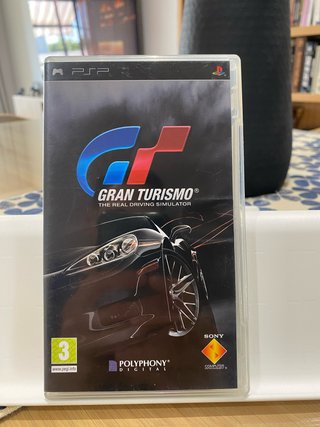 Gran Turismo PSP Completo