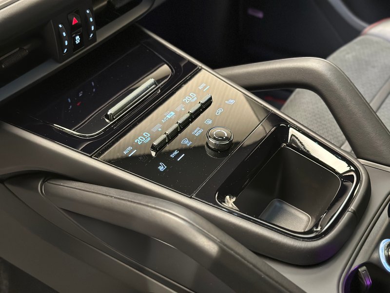 Porsche Cayenne 2025, foto 35