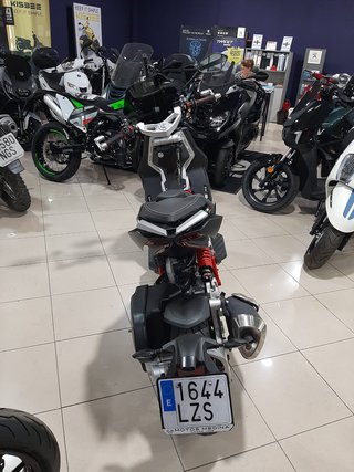 Italjet Dragster 200 Scooter