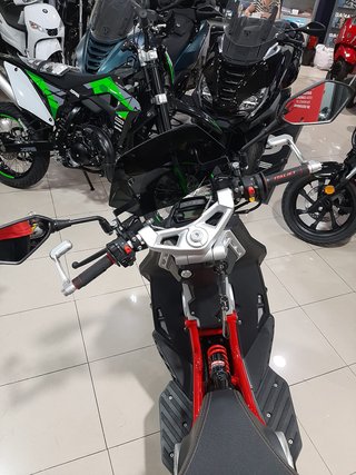 Italjet Dragster 200 Scooter