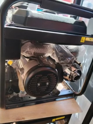 Generador Dnipro-M GX-70E Gasolina