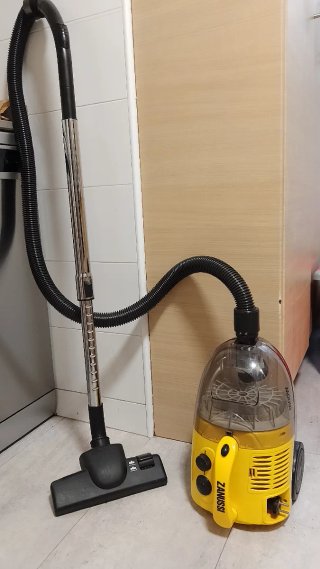 Aspiradora Zanussi sin bolsa