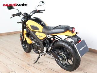 YAMAHA XSR 125