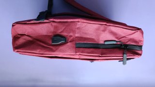 Mochila roja