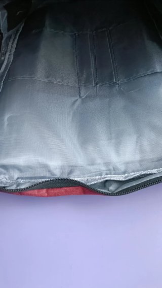 Mochila roja