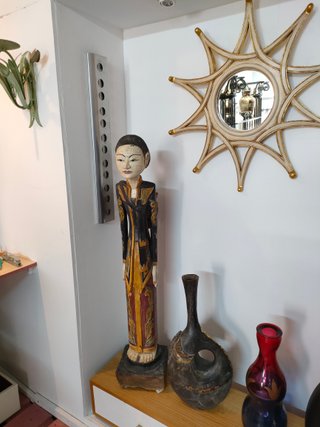 Espejo Sol y Estatua Oriental Madera