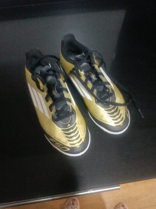 Zapatillas Fútbol Adidas Messi Niño