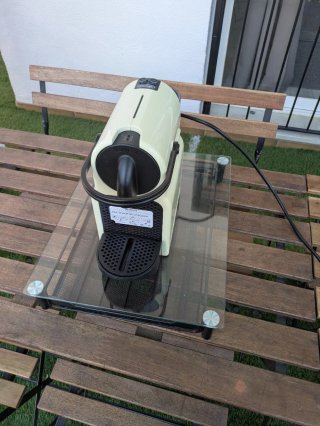 Cafetera Nespresso DeLonghi crema