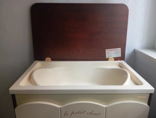 Bañera Micuna con cajonera