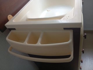 Bañera Micuna con cajonera