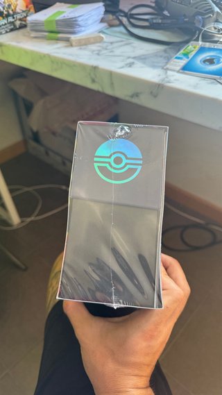 Caja Entrenador Élite Pokémon Fuegos Fantasmales