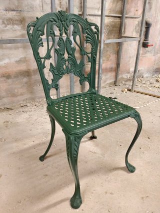 Mesa de jardín vintage