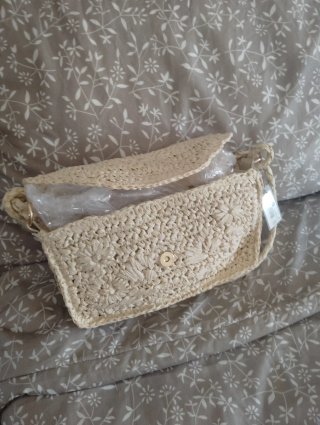 Bolso de rafia veraniego beige